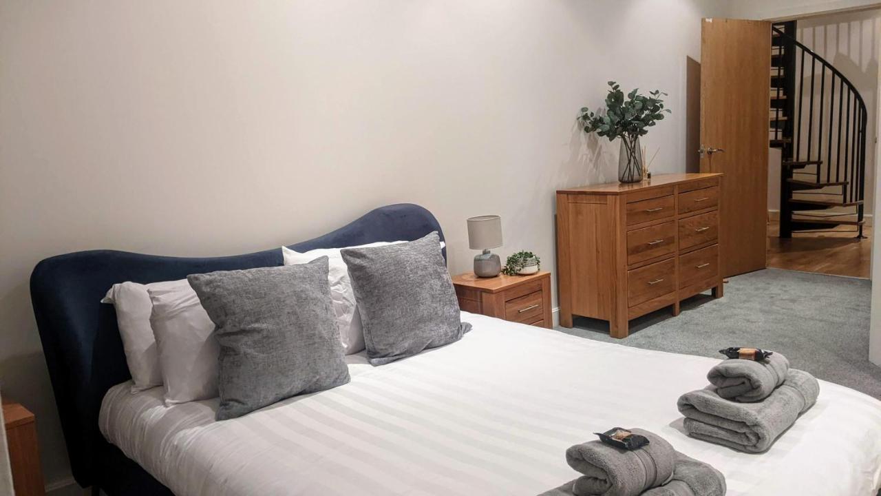 #Huge Master Suite #Self Check In #Very Central!!! York Eksteriør bilde